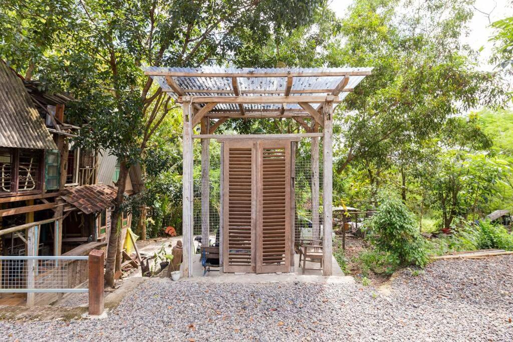 Omah Dhalang, Ethnic Java House With Nature View Hotell Jarakan Eksteriør bilde